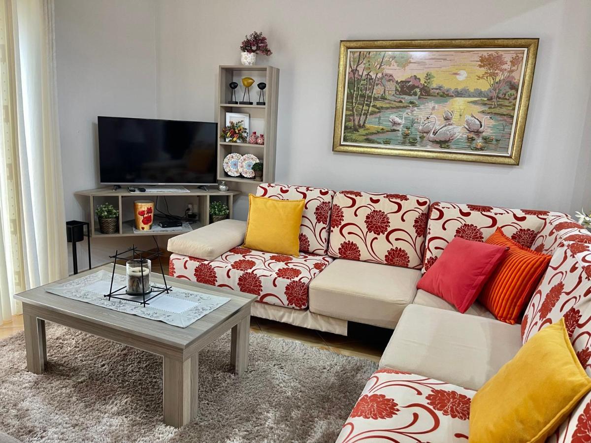 Melina Apartments Sarandë Eksteriør bilde