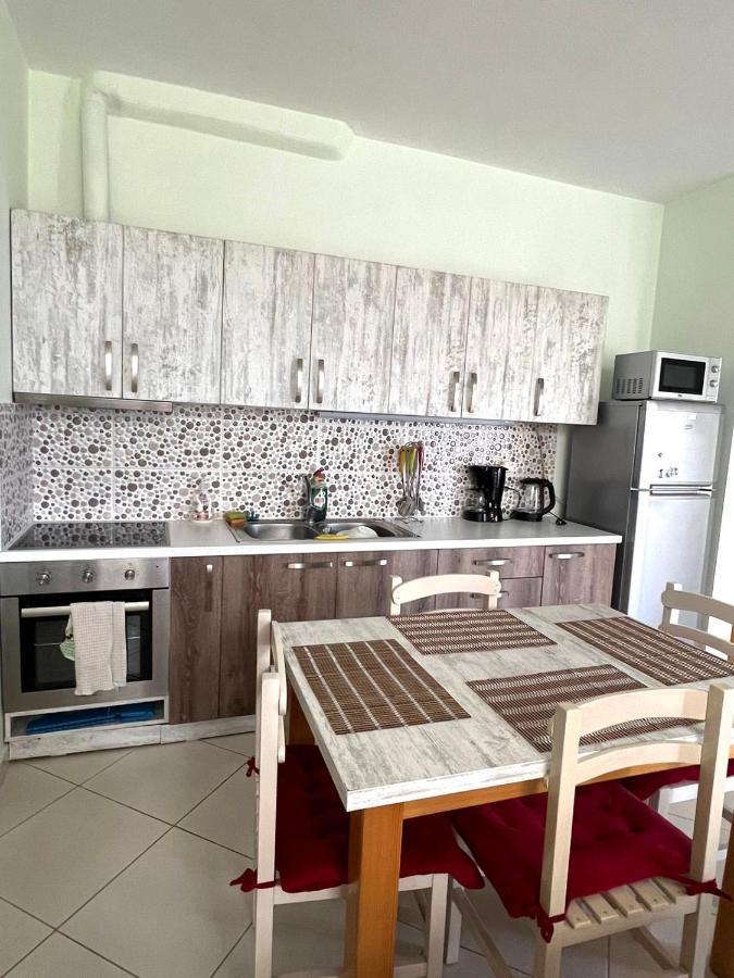 Melina Apartments Sarandë Eksteriør bilde