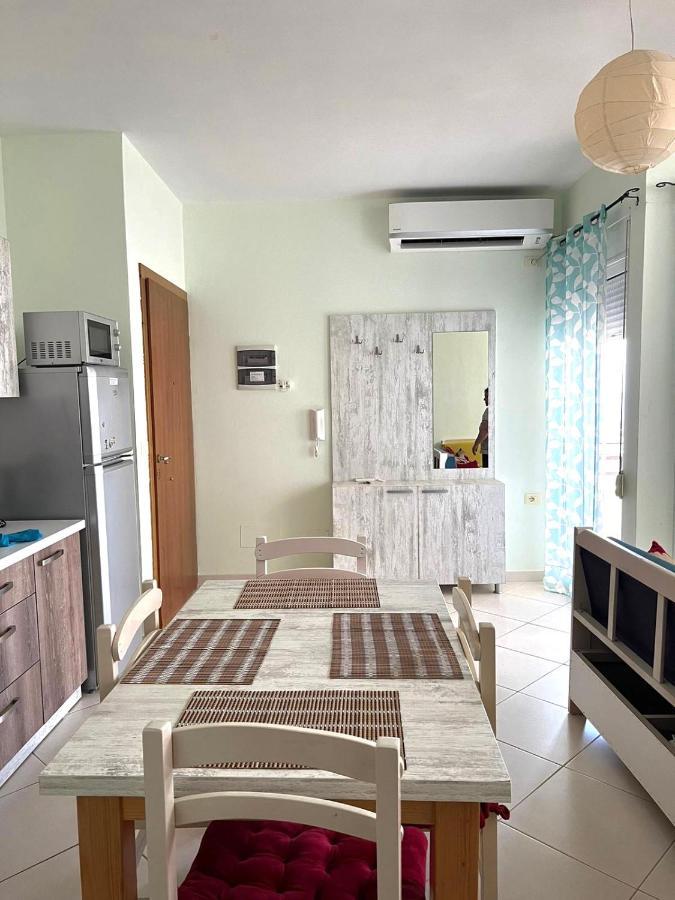 Melina Apartments Sarandë Eksteriør bilde
