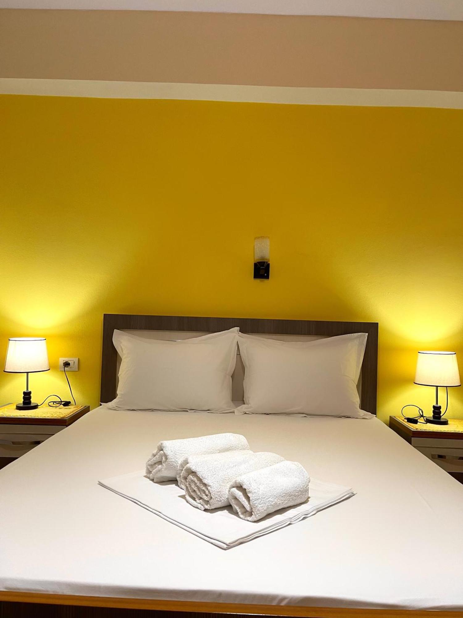 Melina Apartments Sarandë Eksteriør bilde