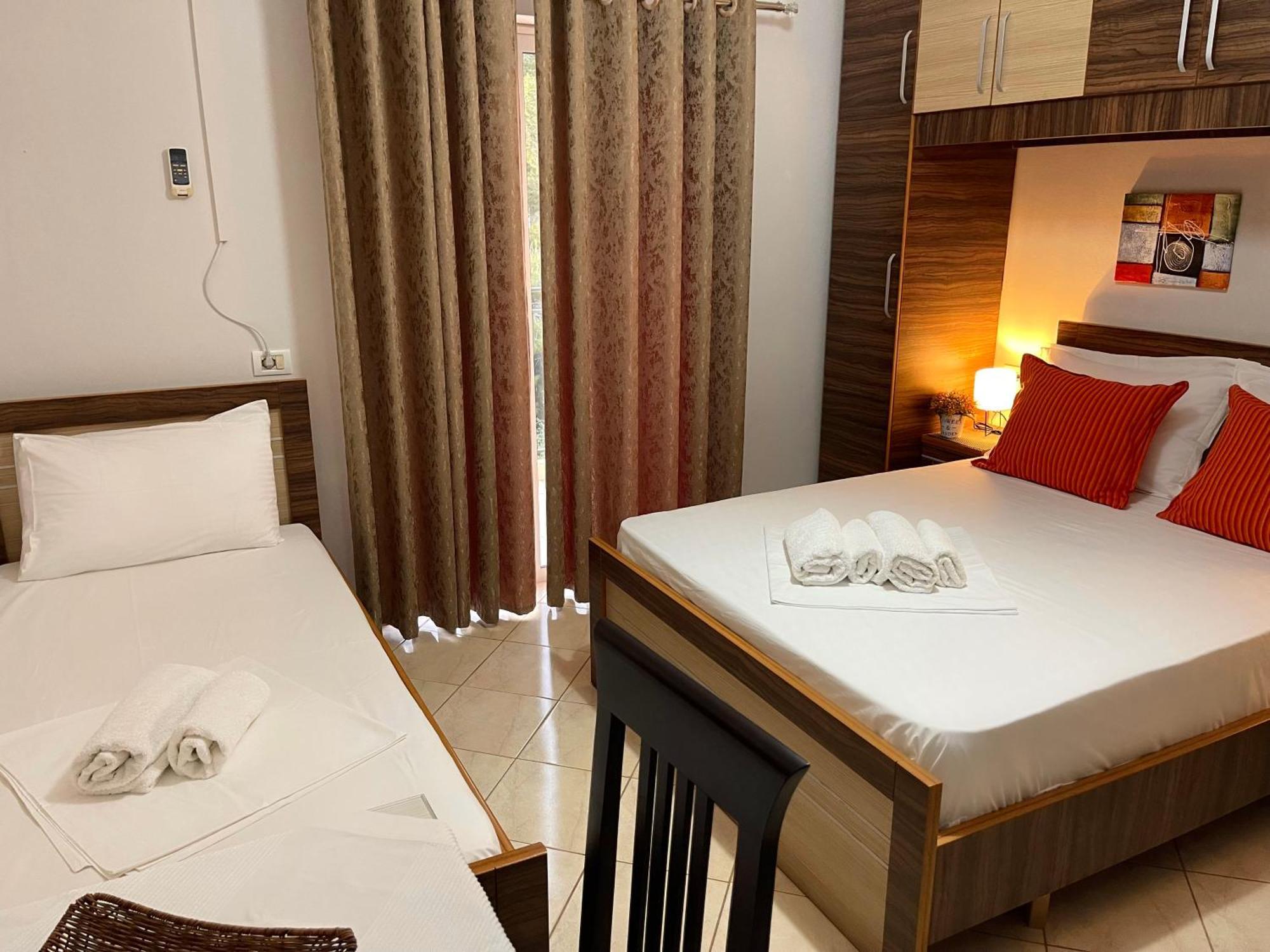 Melina Apartments Sarandë Eksteriør bilde