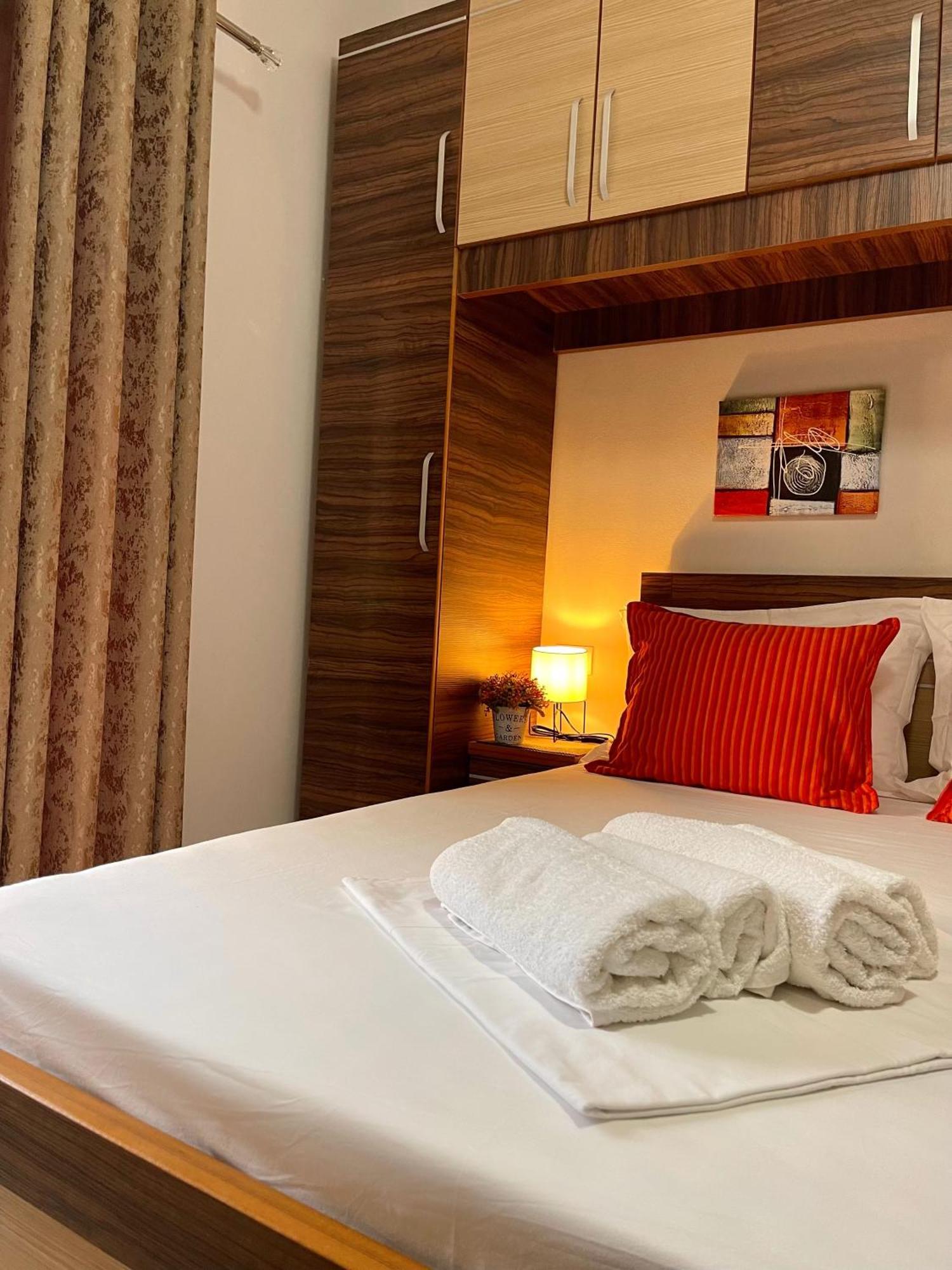 Melina Apartments Sarandë Eksteriør bilde