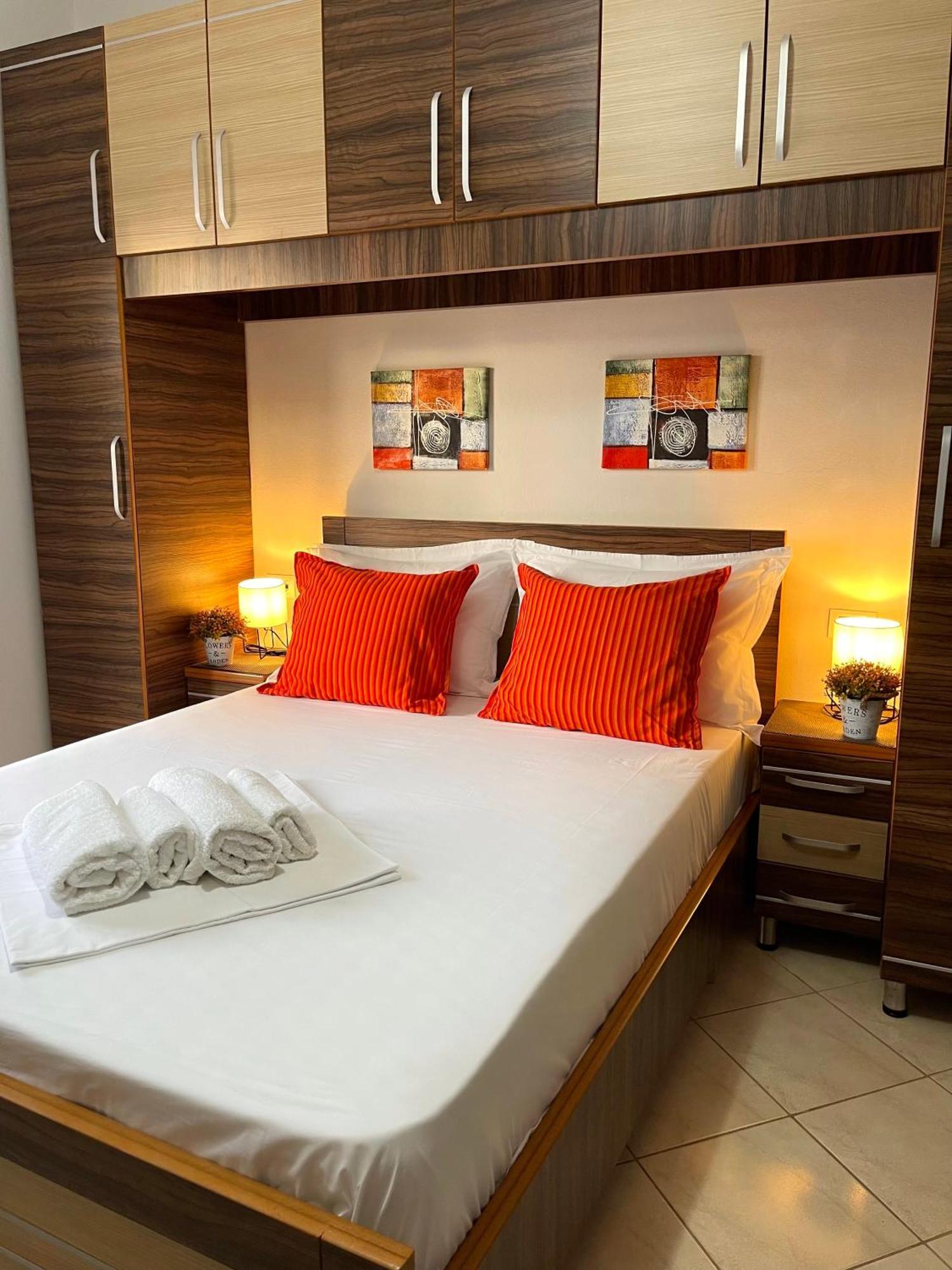 Melina Apartments Sarandë Eksteriør bilde