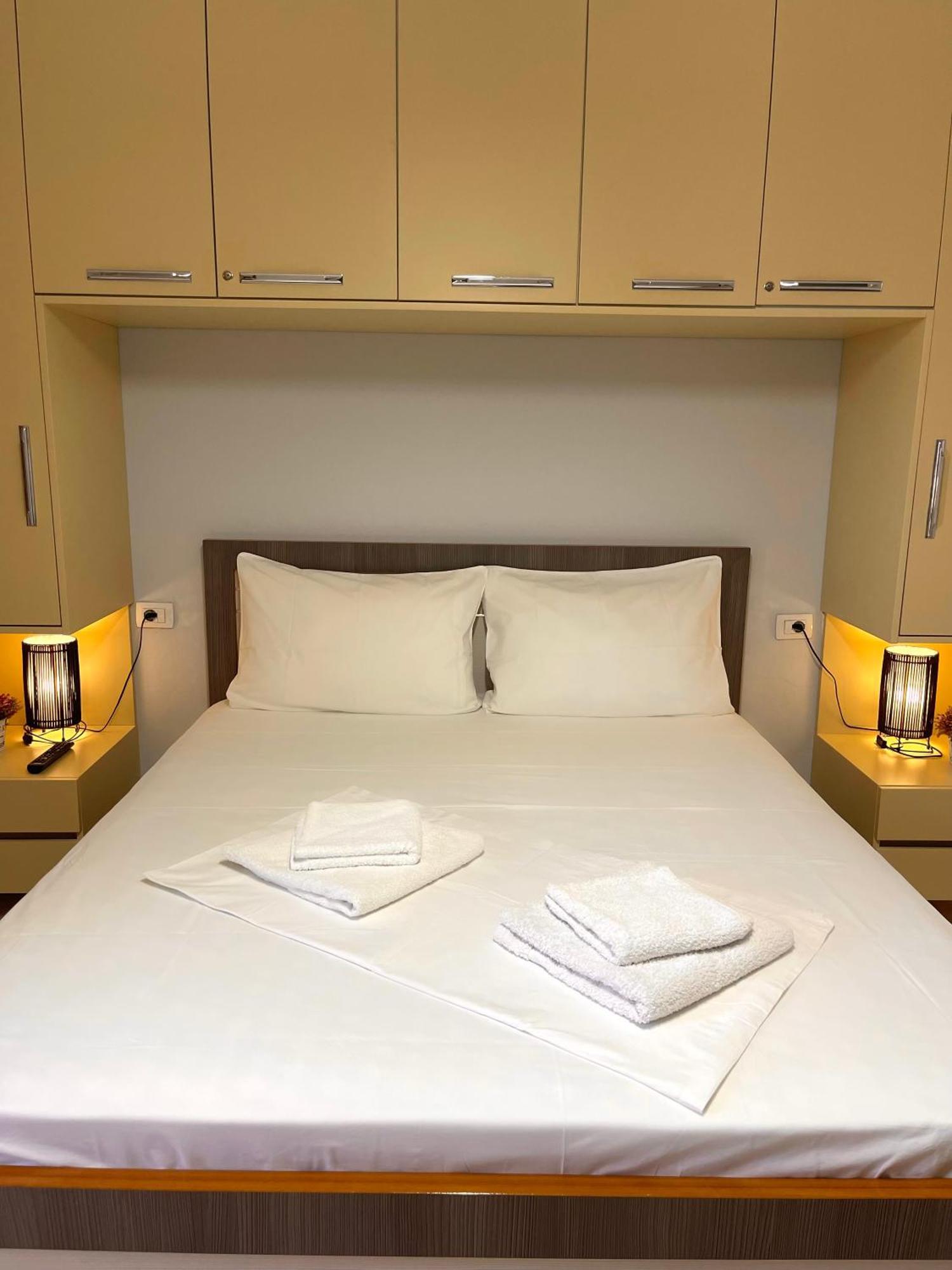 Melina Apartments Sarandë Eksteriør bilde